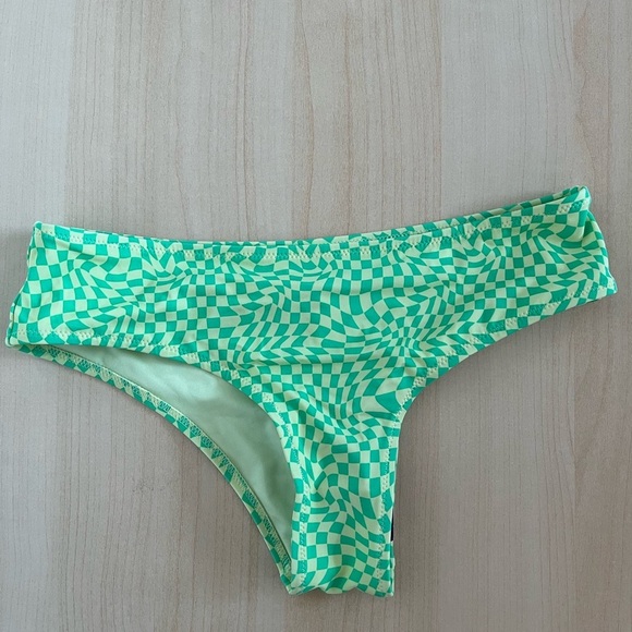 NWT Dont Call Me Jennyfer Green Checkered Women's Swim Bottom size small - Picture 3 of 7